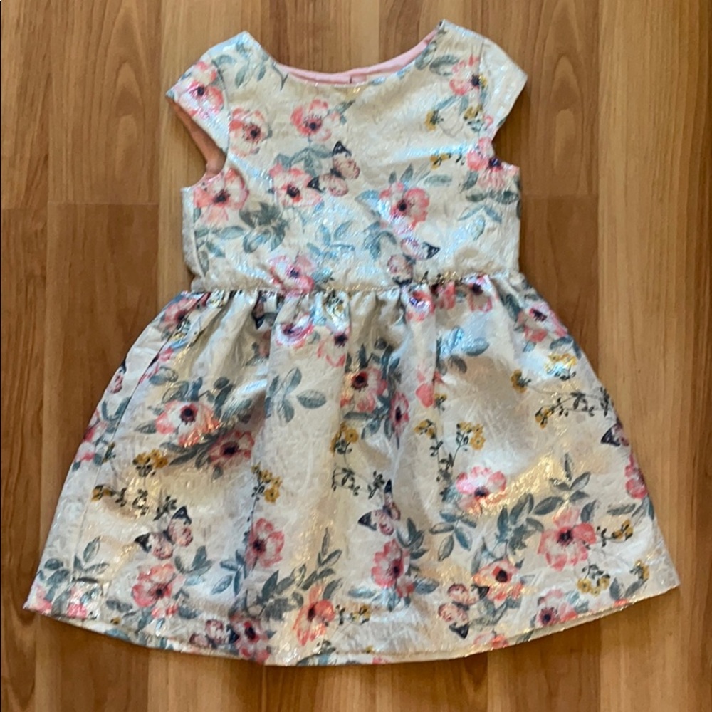 👗 Dress